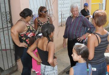 O’Neill dirige operativo en residencial La Rosaleda en Guaynabo