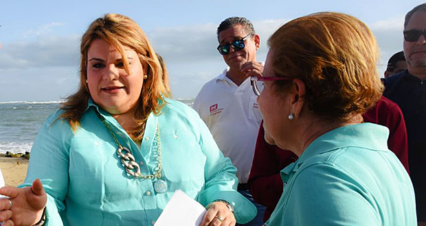 Jenniffer González atiende erosión costera en Loíza junto a alcaldesa y Cuerpo de Ingenieros